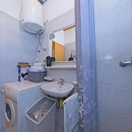 Apartman With A Parking Space Postira, Brac - 22159